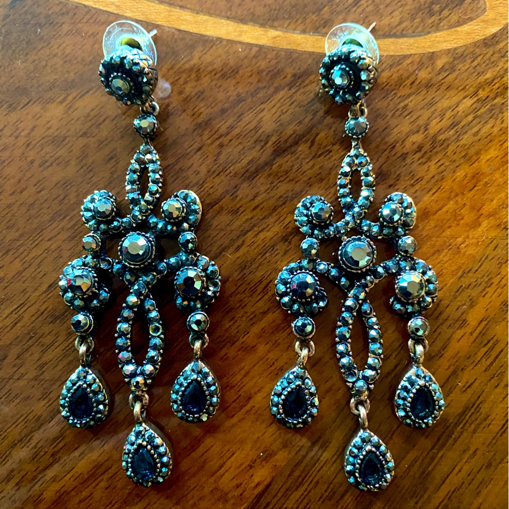 Fabulous drop earrings